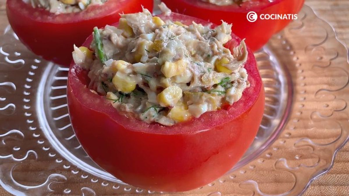 Tomates rellenos con atún
