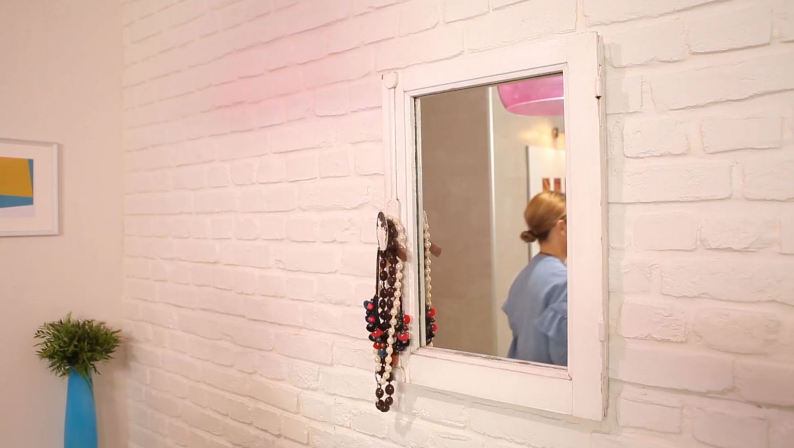 Cómo hacer un espejo con una ventana vieja