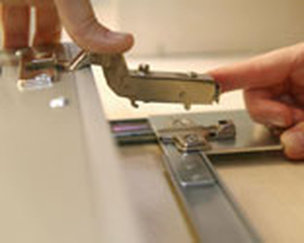 brico 0511 1 espejo extraible pivotante paso 7