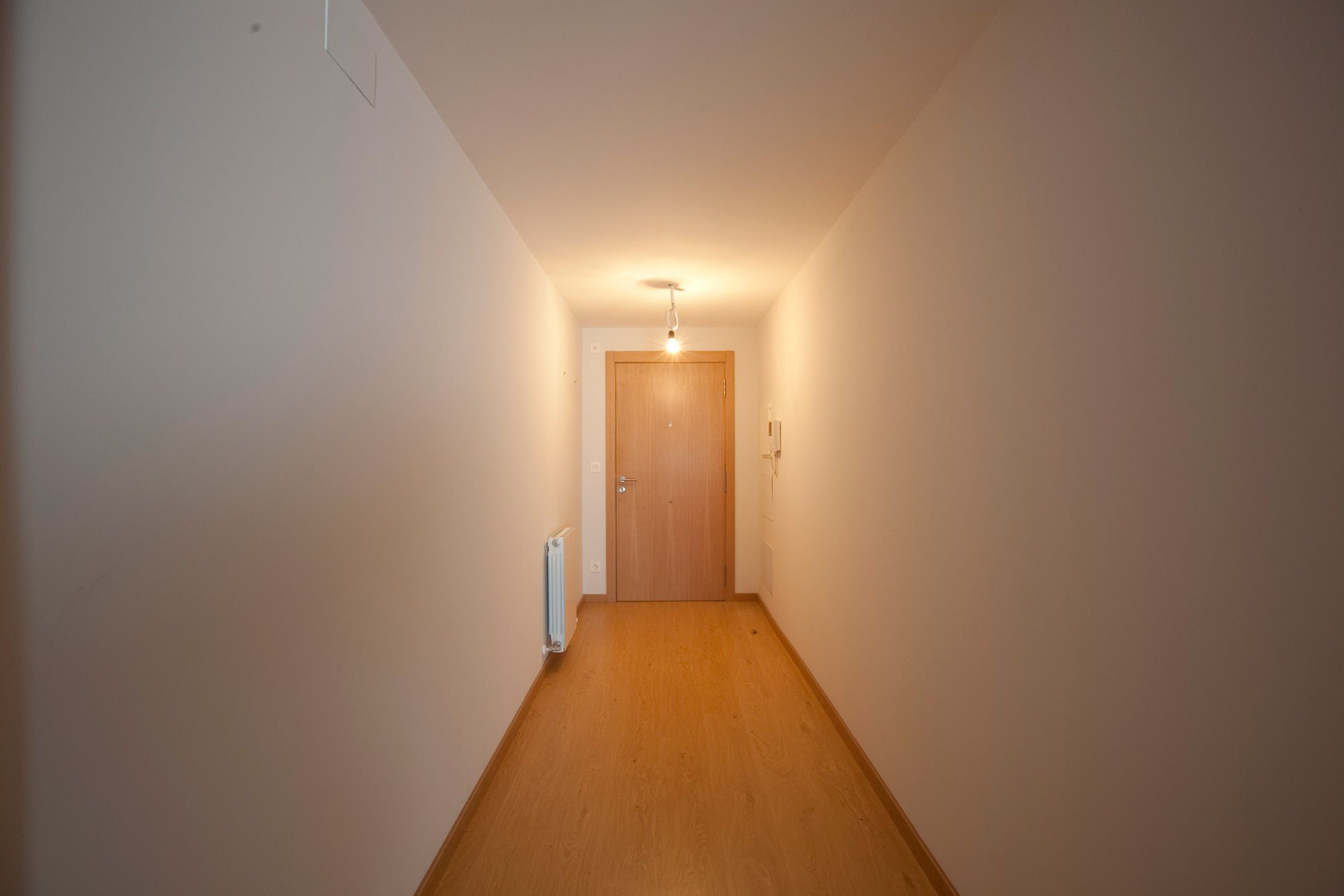Decorar un pasillo largo y oscuro paso 1