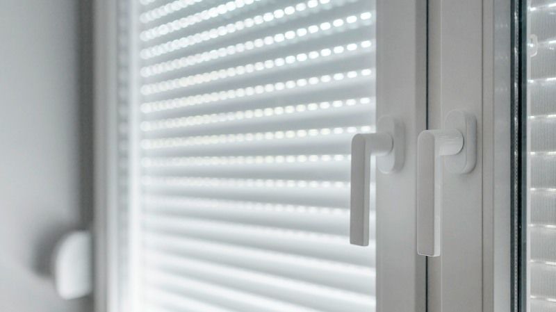Persiana en una ventana