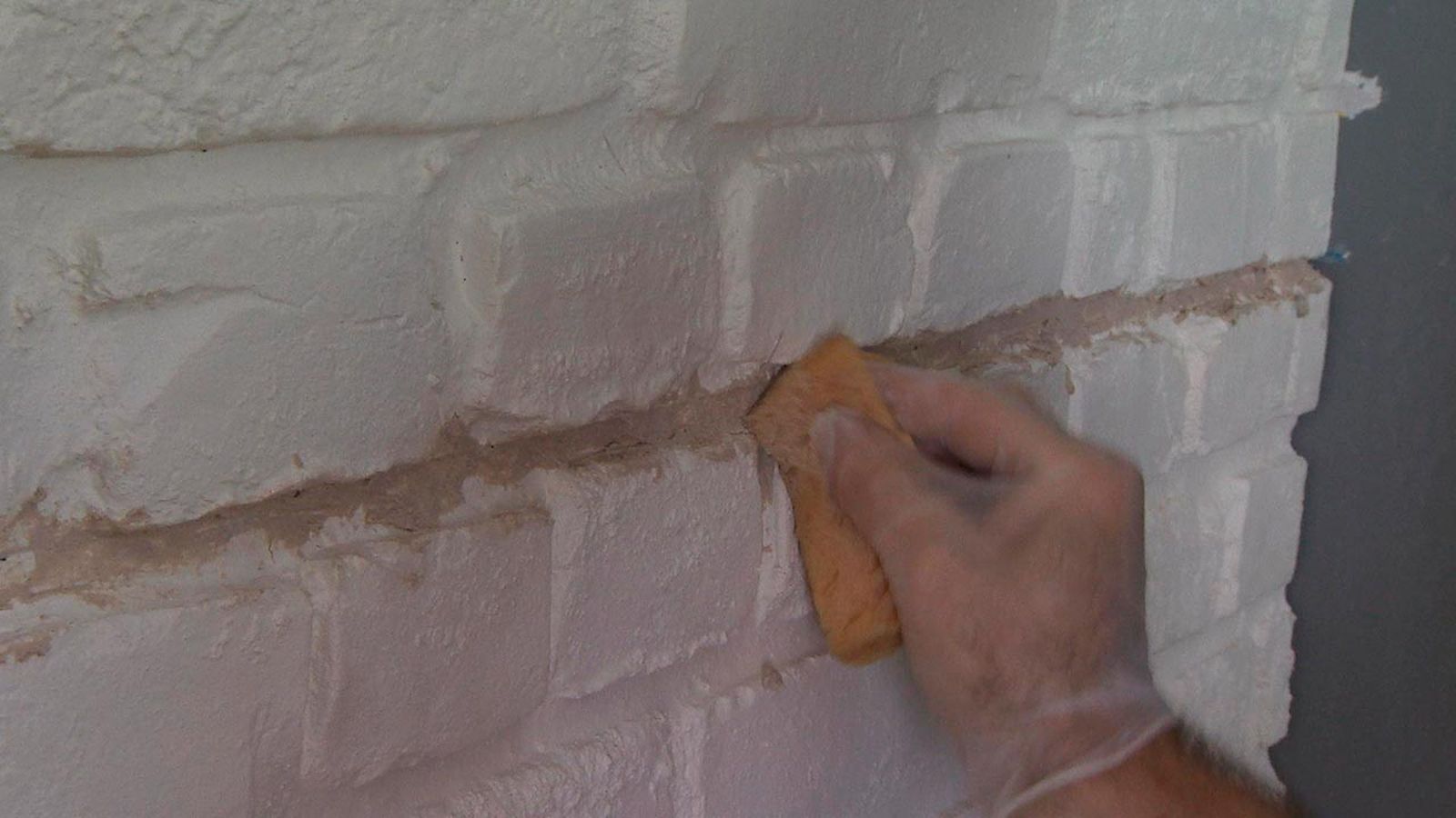 Cubrir pared con piedra artificial decorativa paso 11