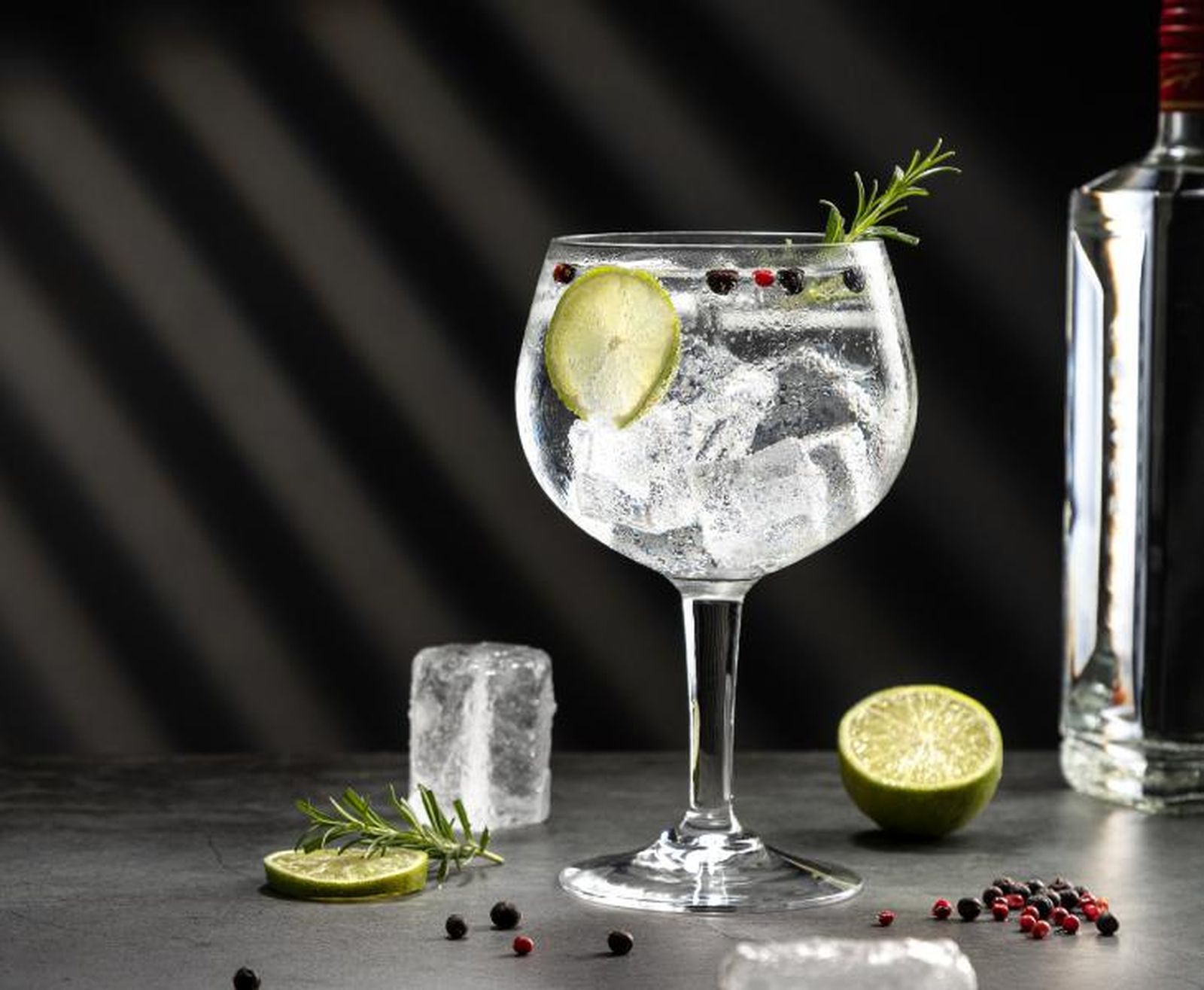 cocteles famosos gin tonic