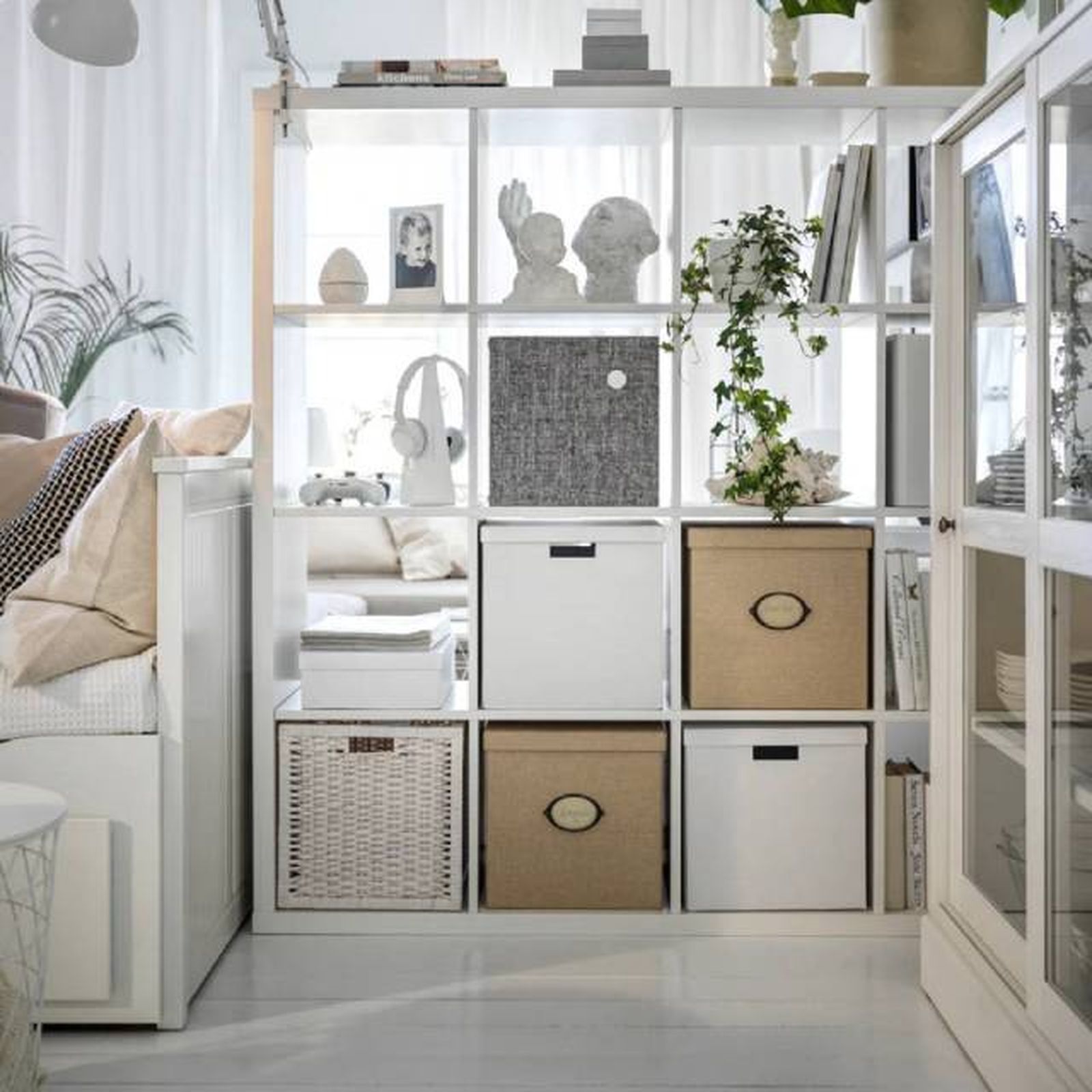 Cómo decorar estanterías con estilo 3