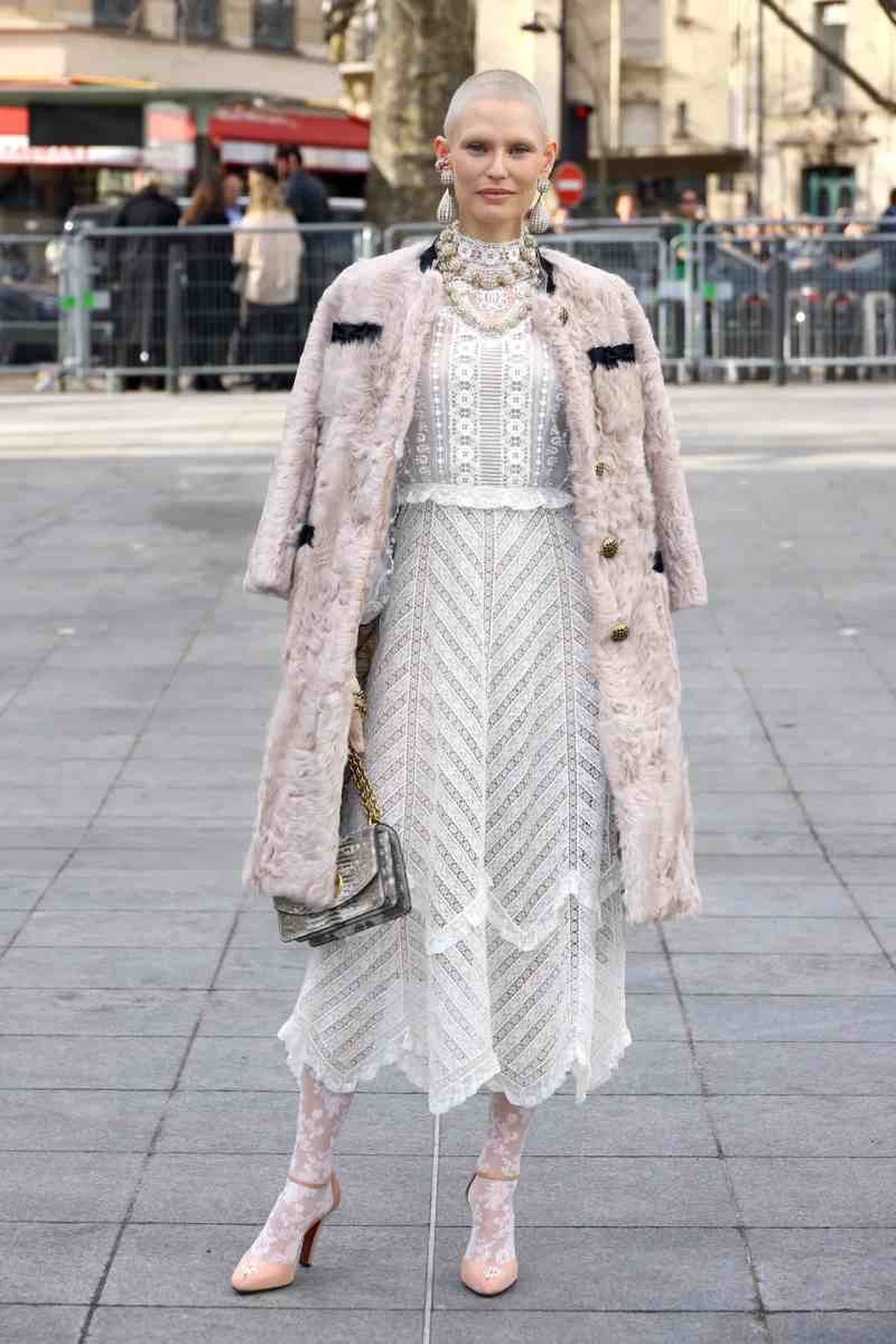 La modelo Bianca Balti en el desfile de Valentino en la Semana de la Moda de París