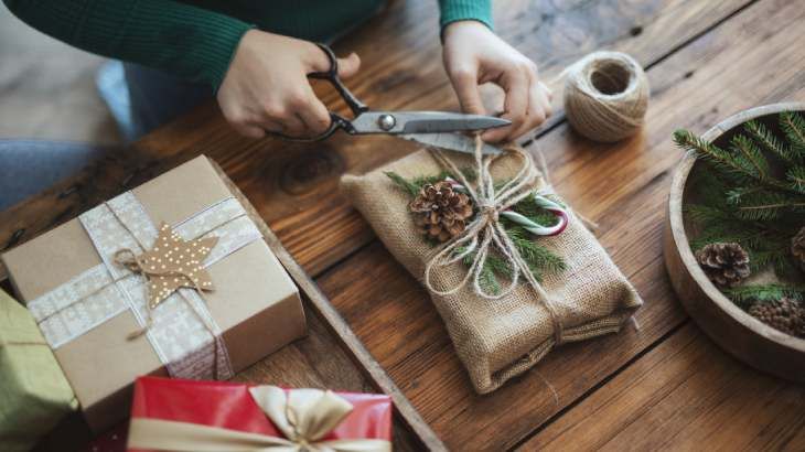 envolver regalo papel ecologico ahorro tiempo dinero