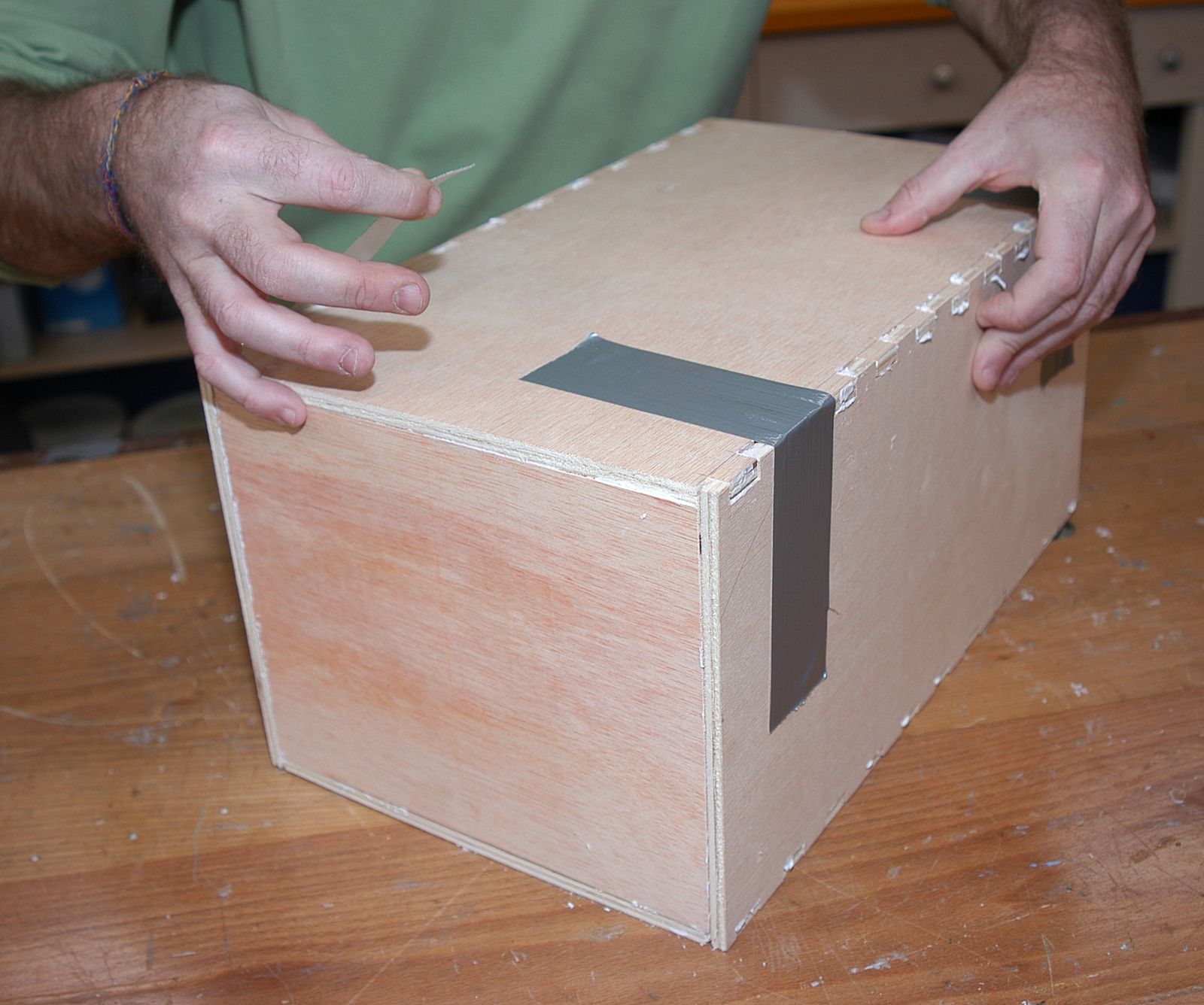 Cómo hacer una caja de magia paso 6