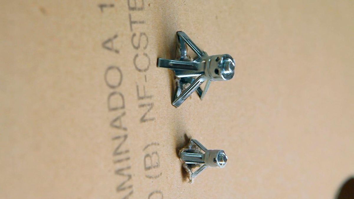 Tacos metálicos de expansión paso 6