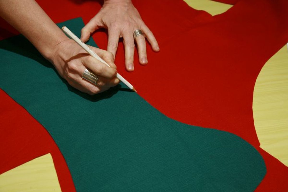 Calcetín de Navidad de fieltro paso 3