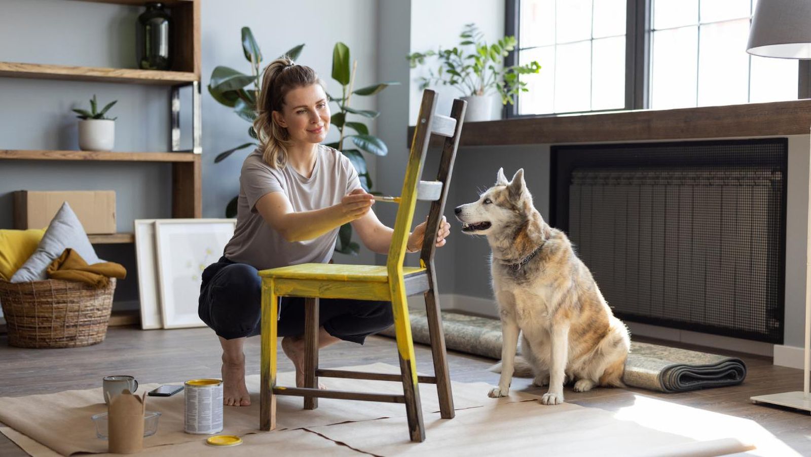 Pintar el mobiliario es la forma más sencilla de reciclarlo.
