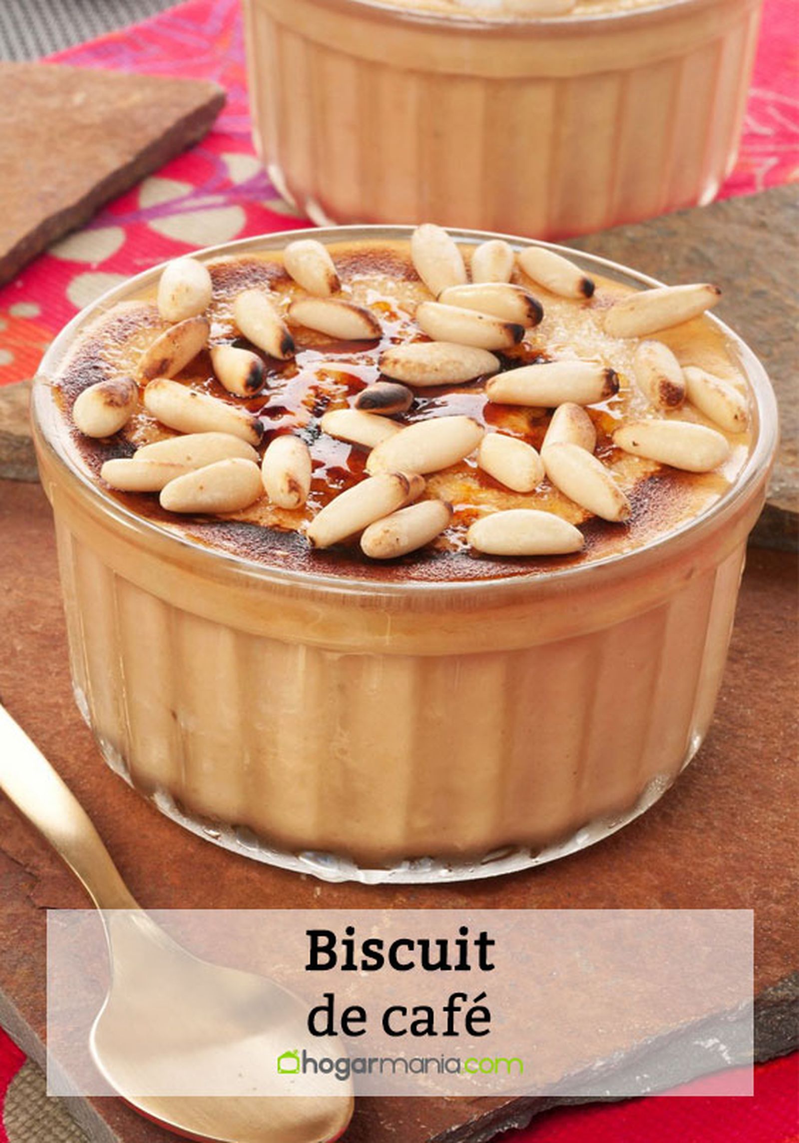 biscuit cafe pin