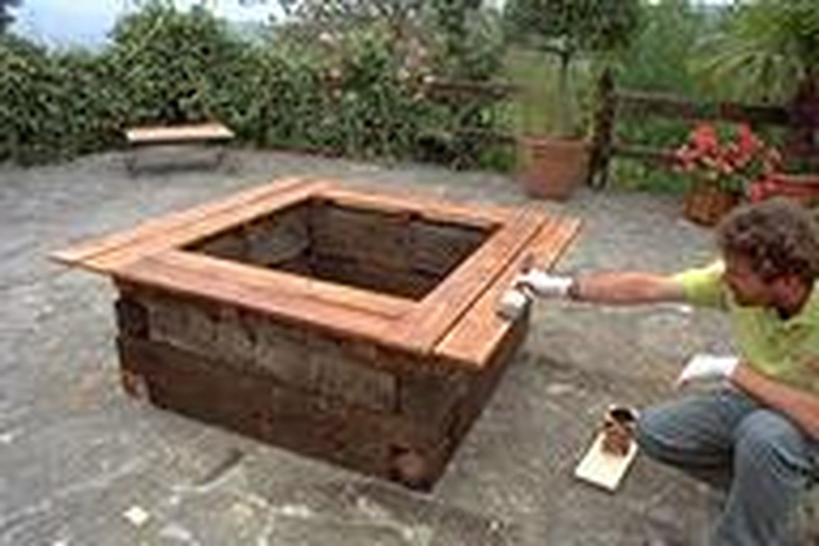 Jardinera o contenedor grande de madera paso 6