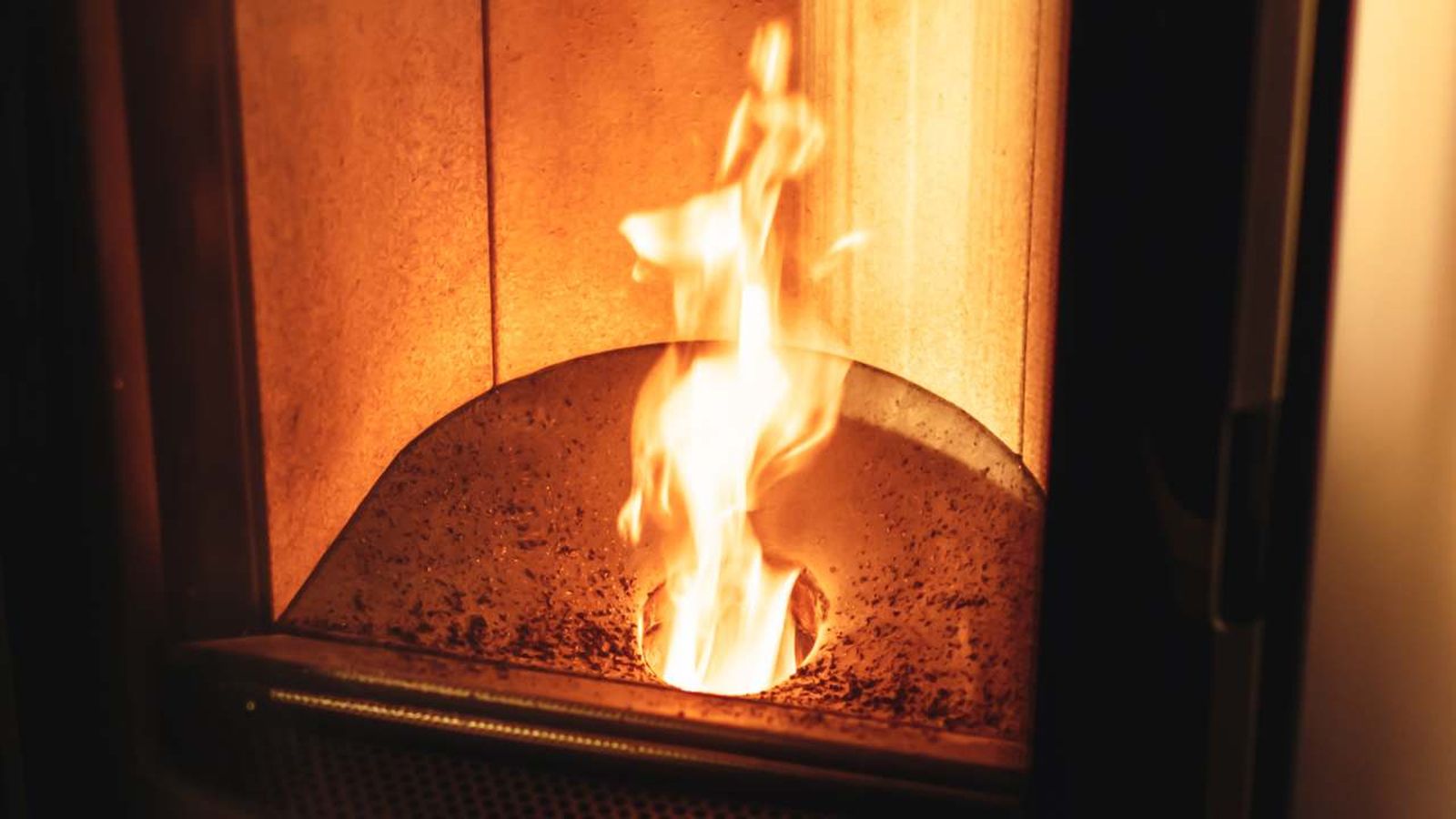 mi estufa de pellets tiene mucha llama xl