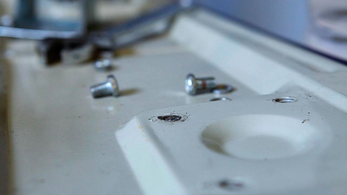 Extractor de tornillos