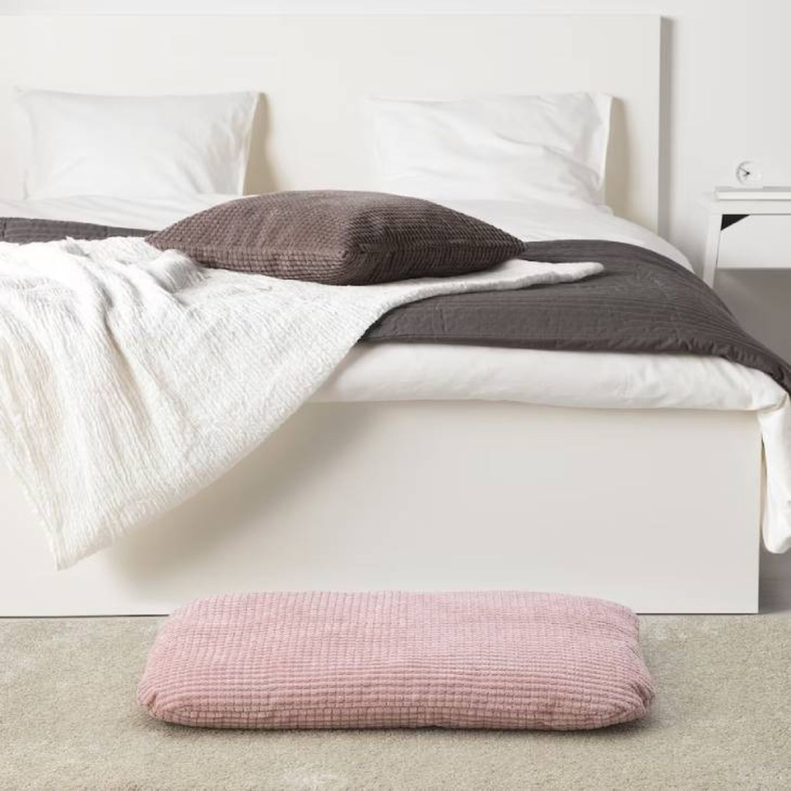 cojin lurvig rosa ikea