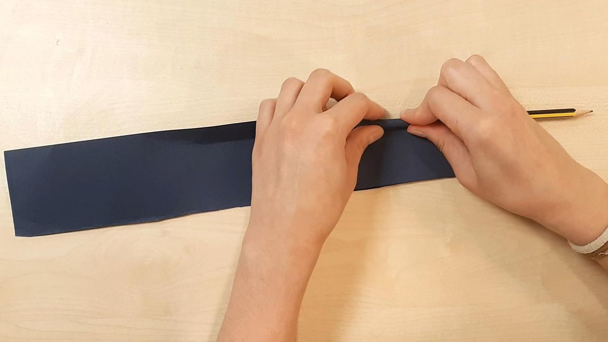 como hacer noria cartulina paso 6