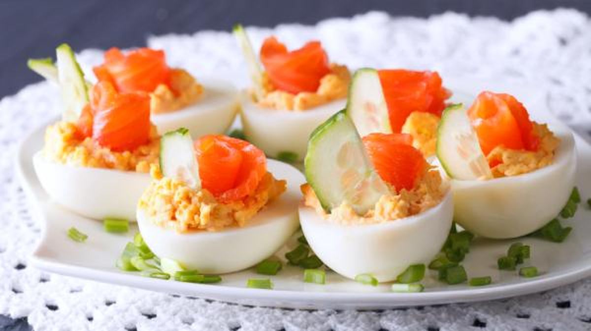 recetas de huevos rellenos salmon