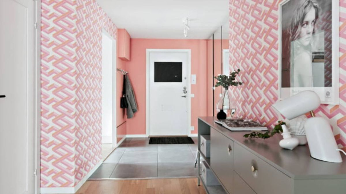 Decorar el pasillo con papel pintado, ideas y consejos para acertar 1