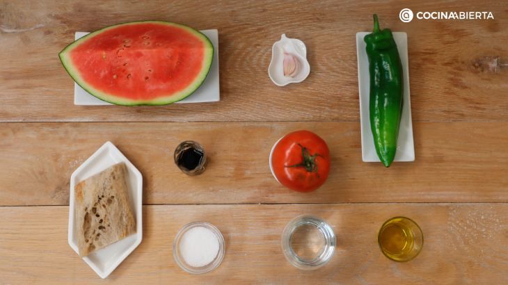Ingredientes para hacer gazpacho de sandía