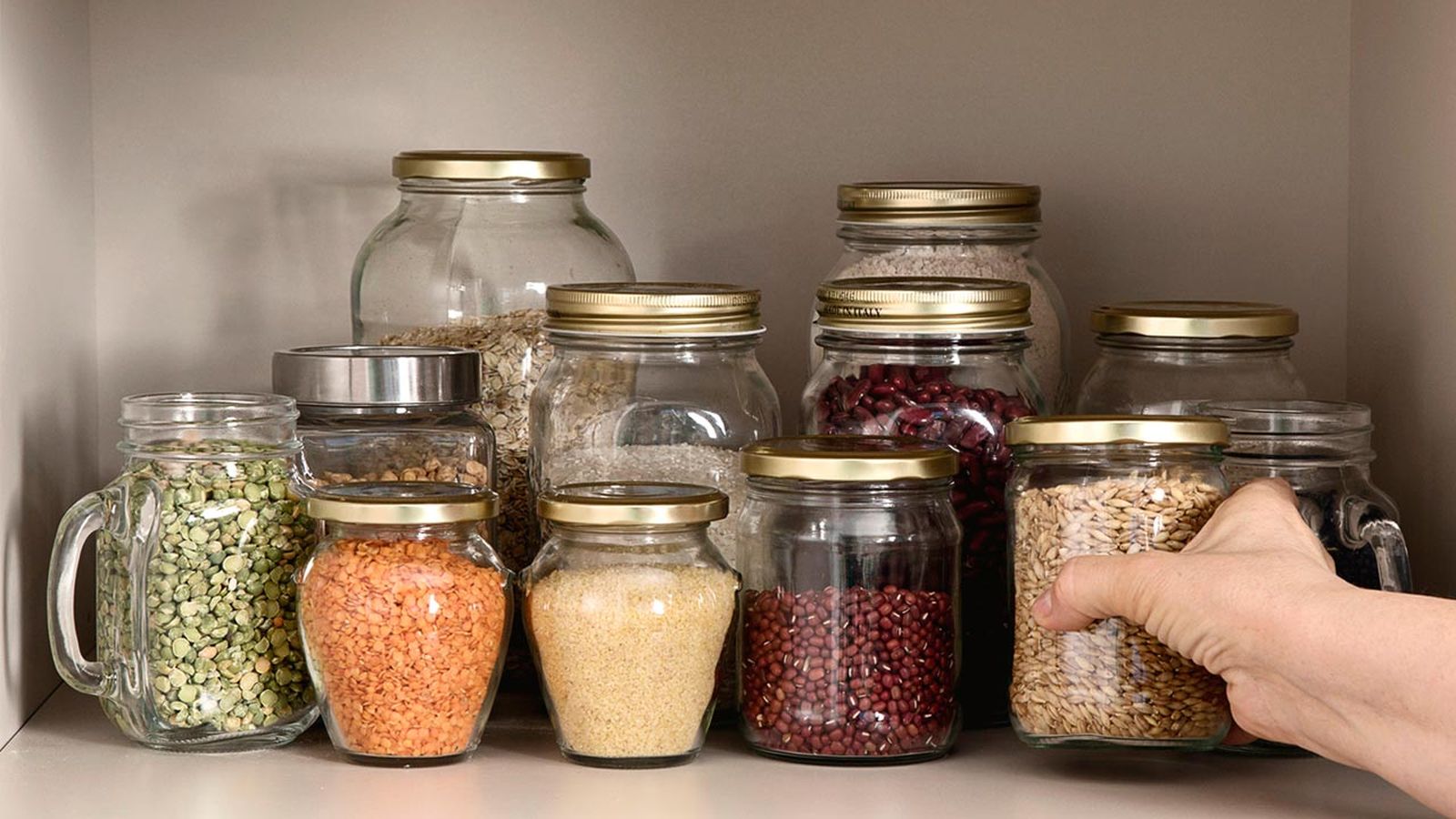 Alimentos que pueden durar años si los conservamos correctamente