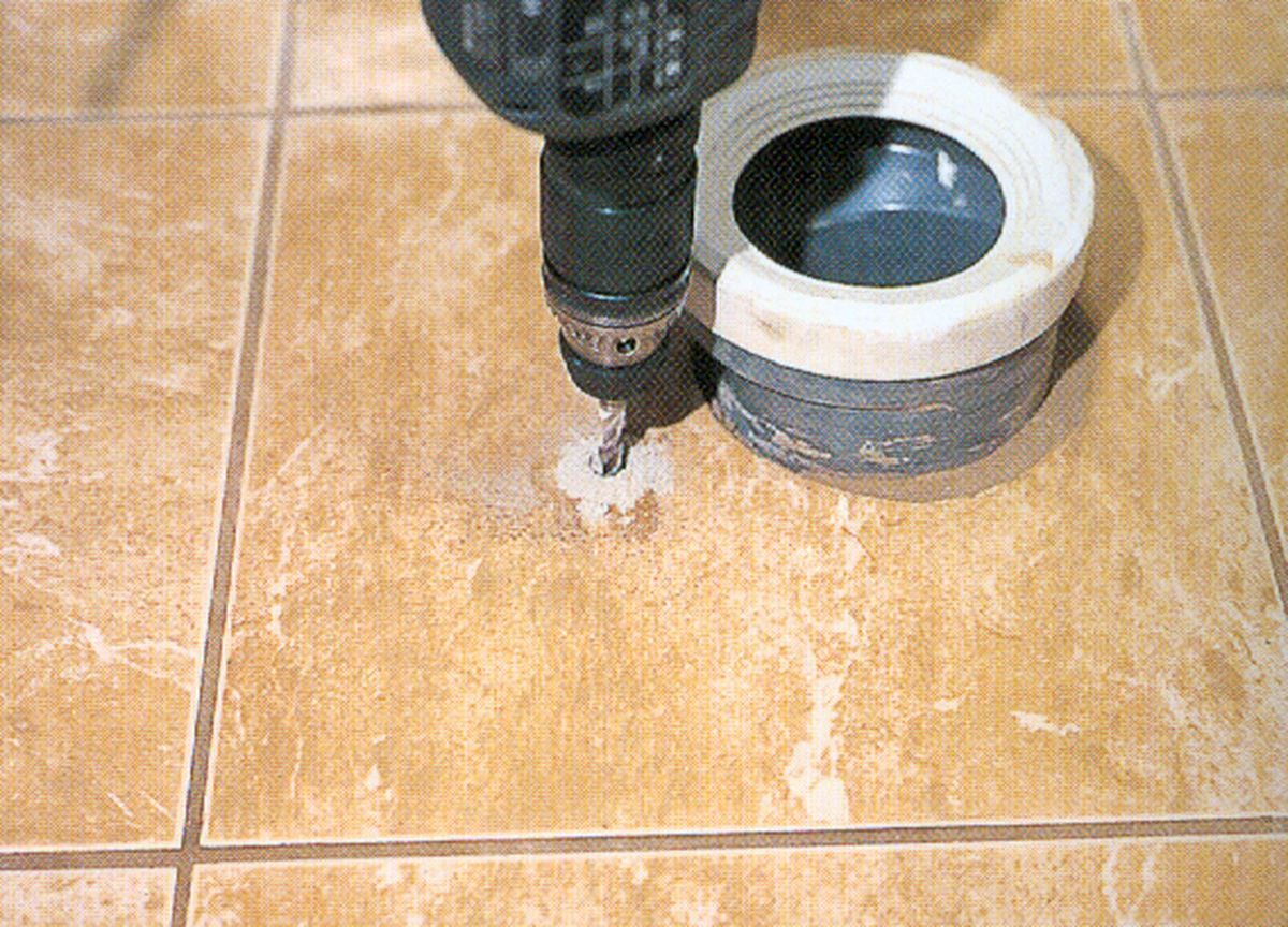 Cómo instalar sanitarios de baño paso 3