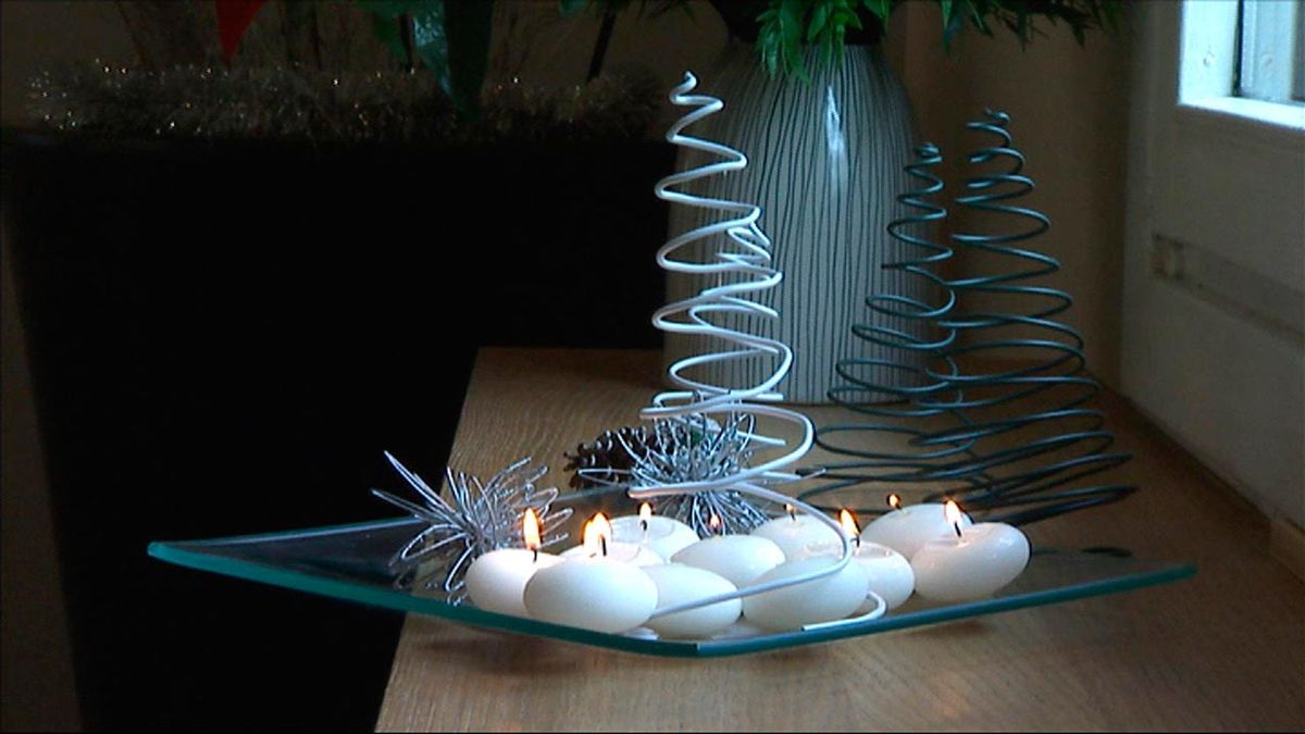 Crear abeto navideño con alambre paso 6