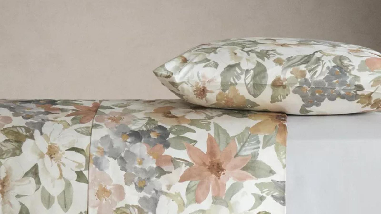 Sábana primaveral floral.