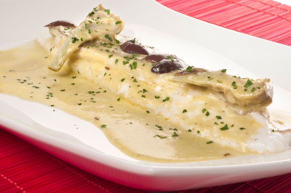 203 (1019) Gallo al vapor con salsa de hinojo xl