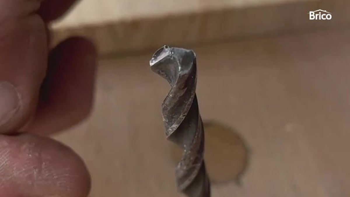 como afilar una broca para metal paso 2