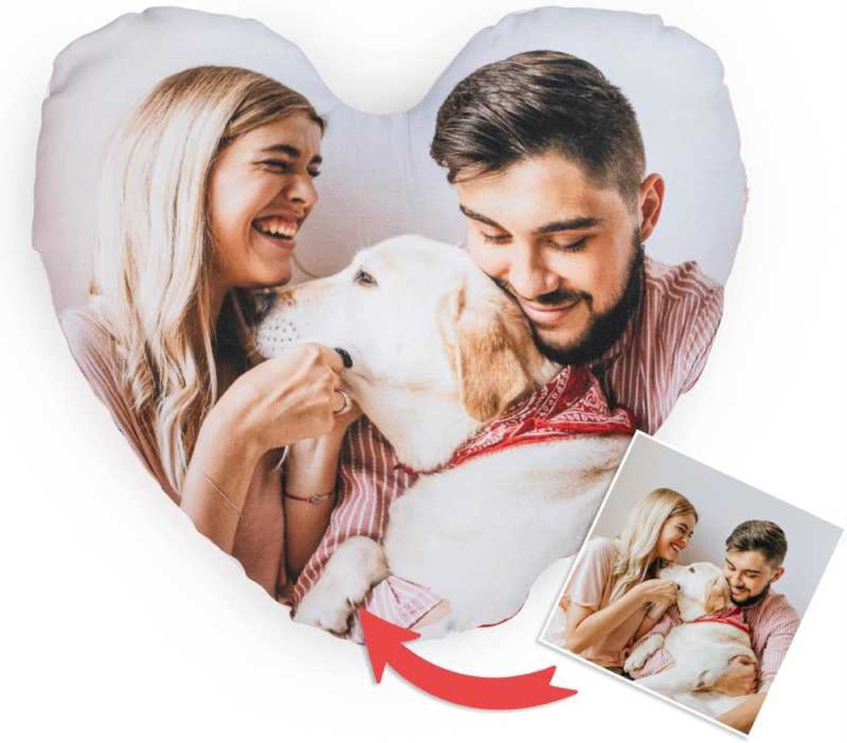 Cojín personalizado de San Valentín con forma de corazón.