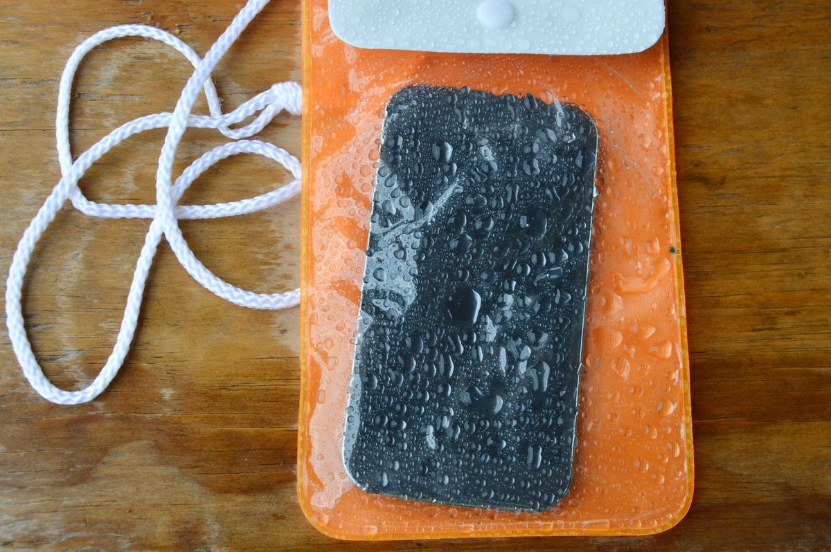 funda acuatica movil