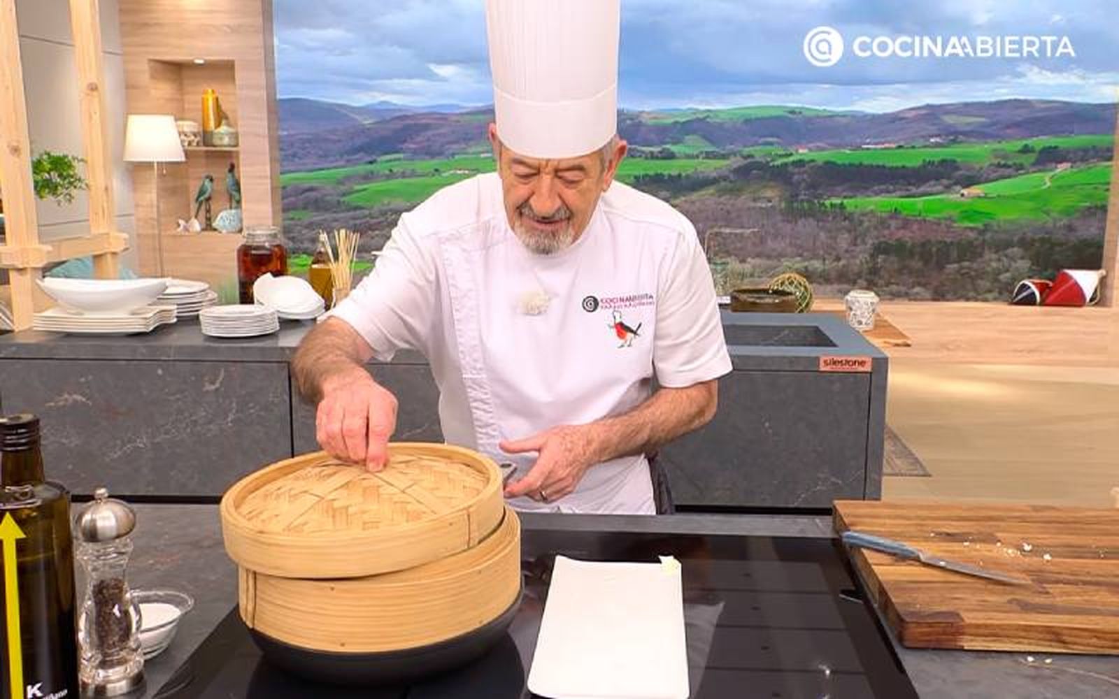 Cierra bien la tapa de la vaporera de bambú