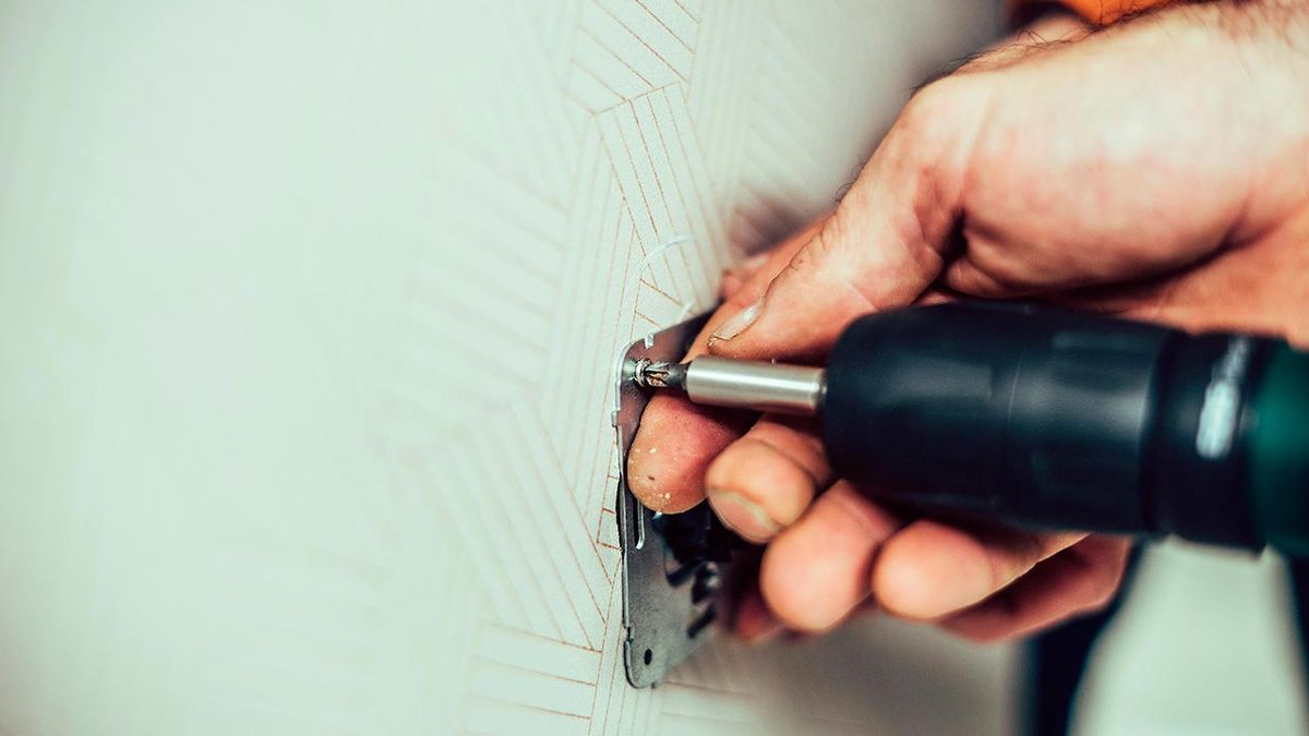 Cómo hacer un cabecero de cama con listones de madera paso 6