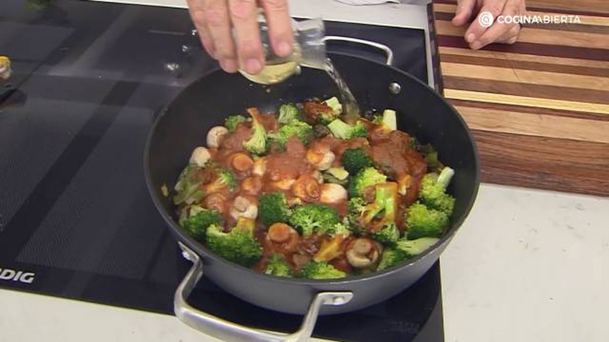 KARL7058 Muslos pollo verduras paso 3