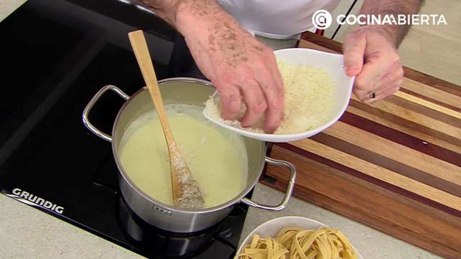 KARL6877 fettuccini alfredo p1