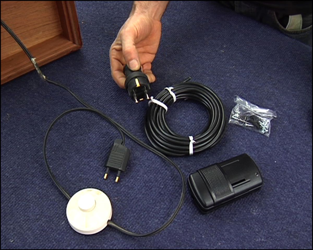 Cambiar el cable a una lámpara paso 1