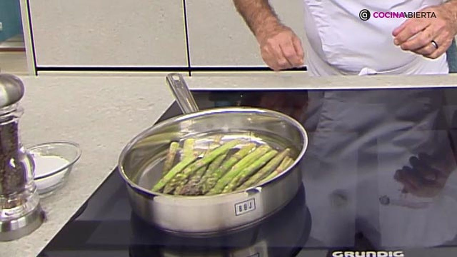 receta gallo salsa pimienta verde ka paso 1
