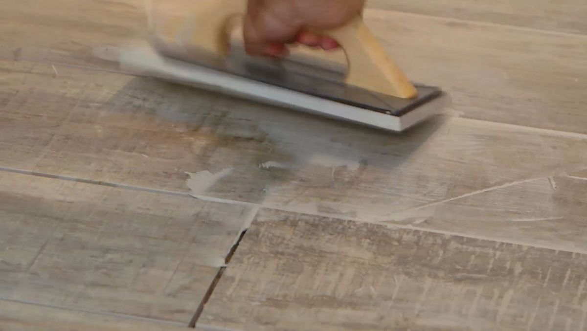 Como colocar un suelo cerámico paso 8