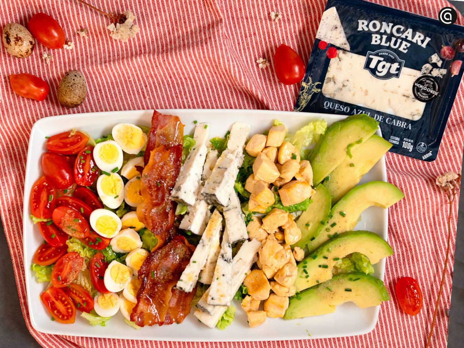 Aprende a elaborar la colorida ensalada Cobb