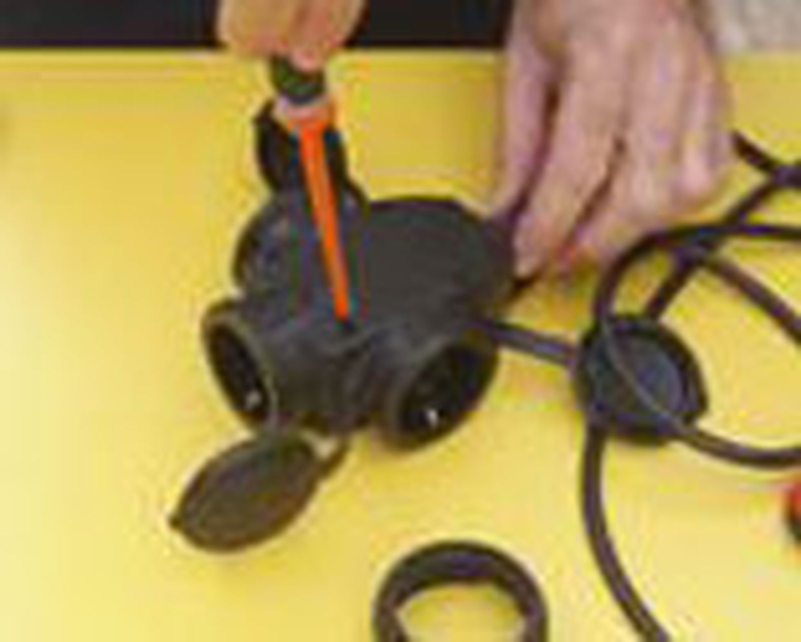 Brico 0485 1 montaje alargador estanco paso 8