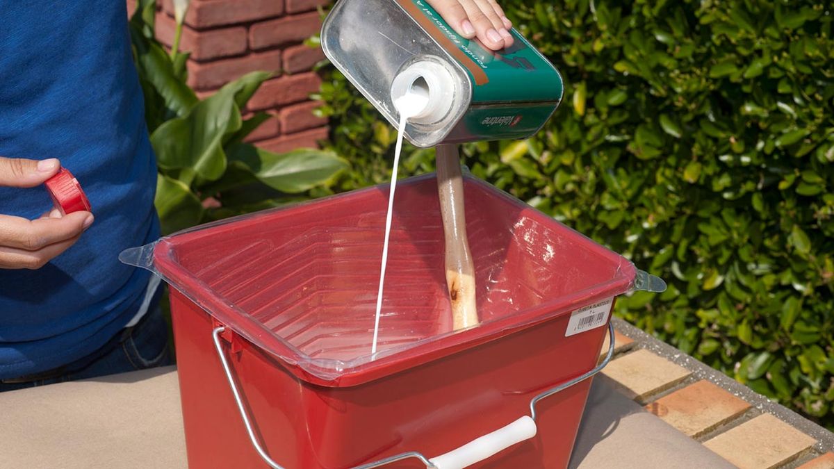 Bricomania 704 Pintar chimenea de exterior p2