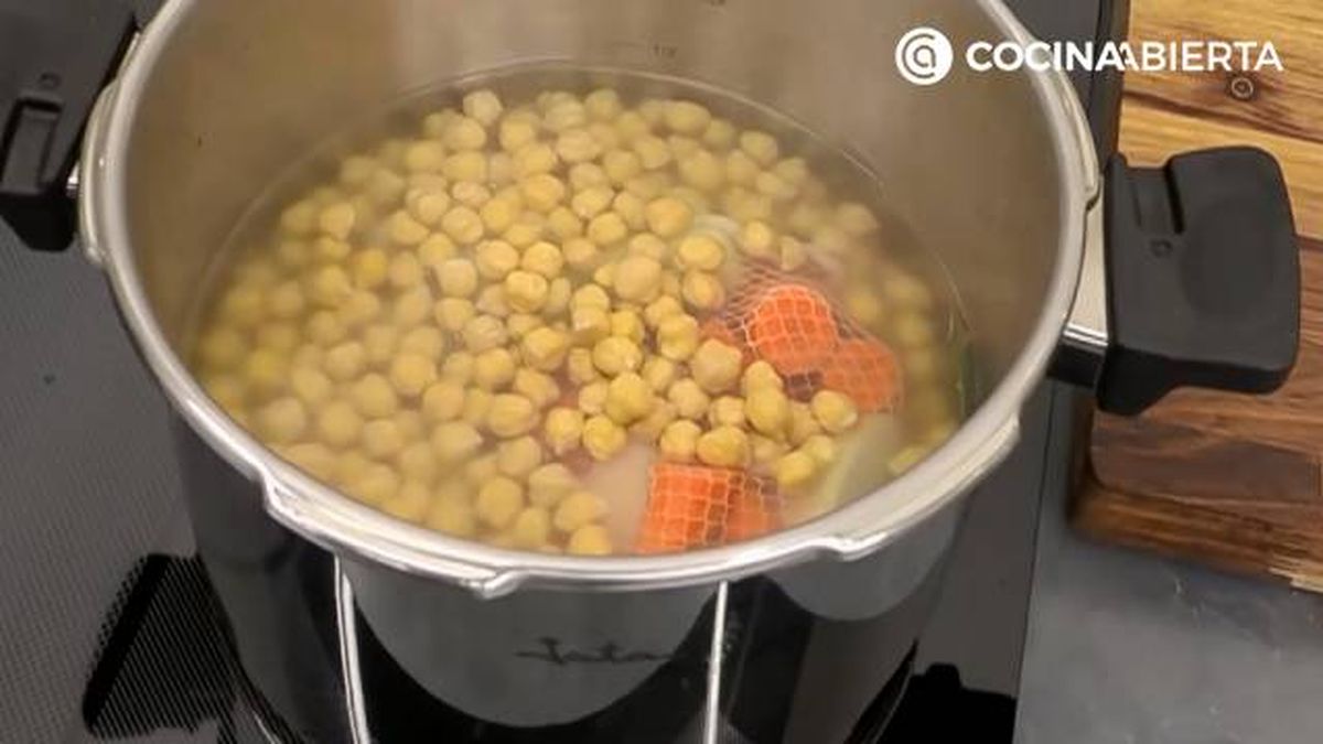 Karl7219 garbanzos con chorizo receta karlos arguinano paso 3
