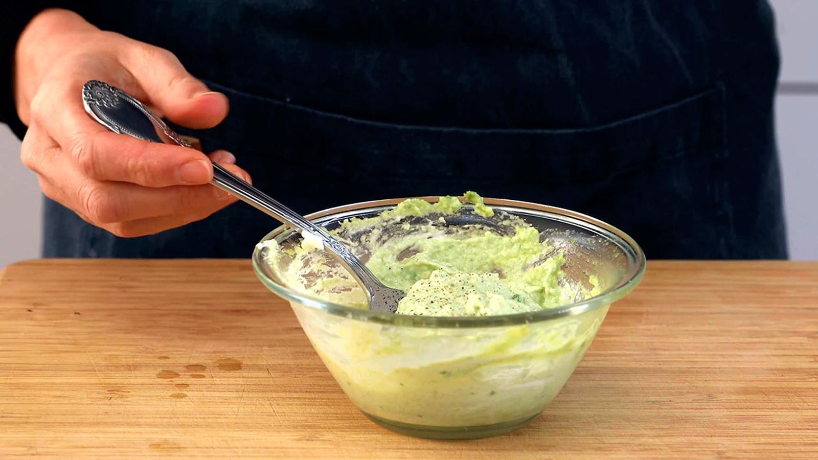 CTIS0835 receta volovanes de salmón al cava y aguacate paso 1