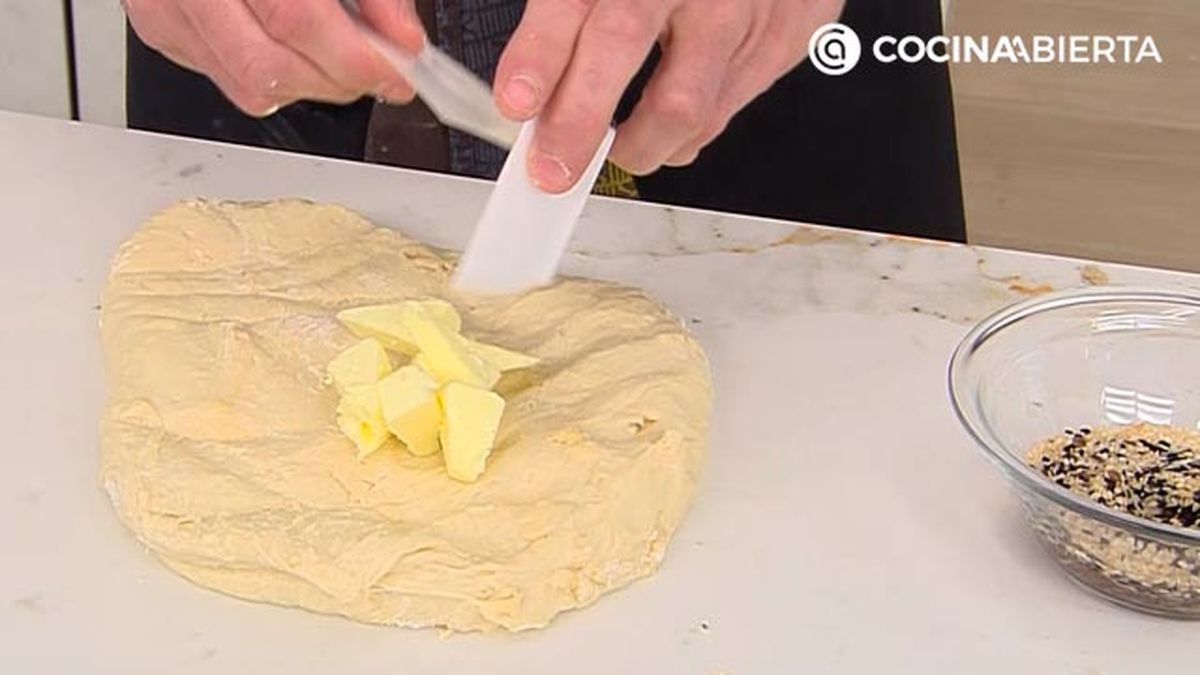 pan de viena version panecillos rellenos de crema chocolate receta joseba arguinano karl67460321 paso3