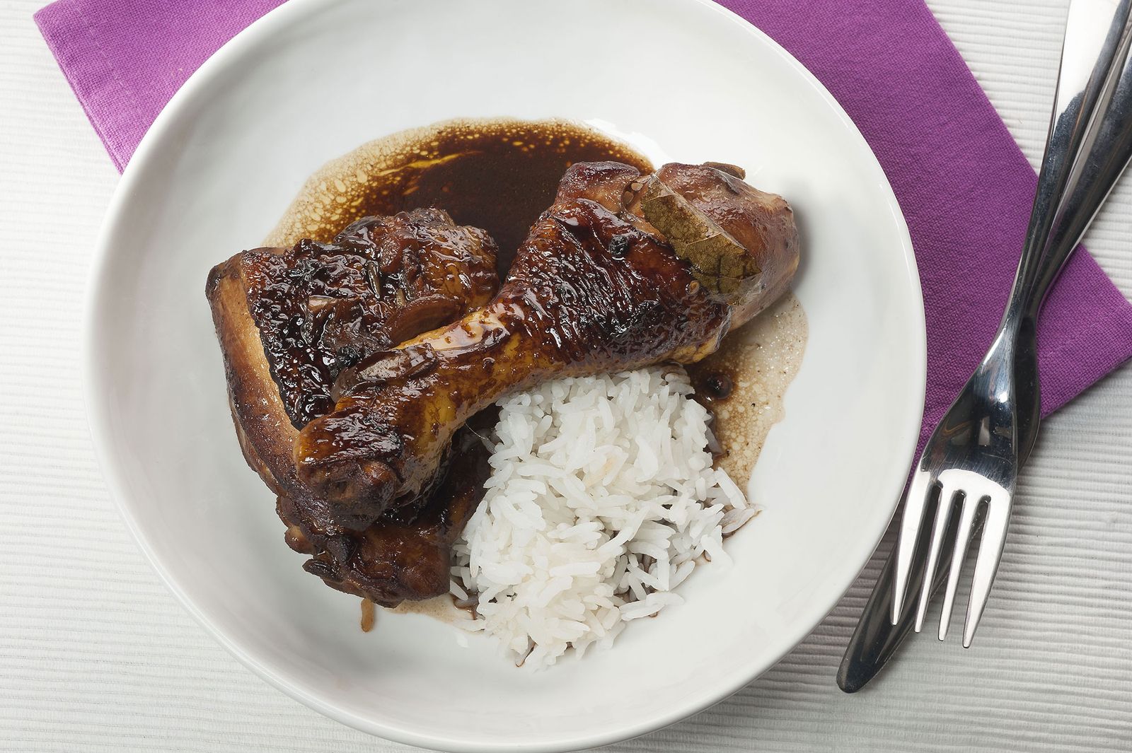 CABI0006 Kevin   Adobo de pollo estilo filipino xl