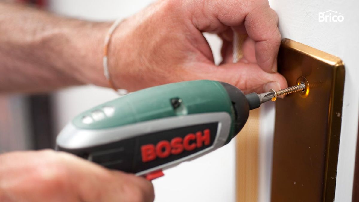 Cambiar la correa de la persiana paso 8