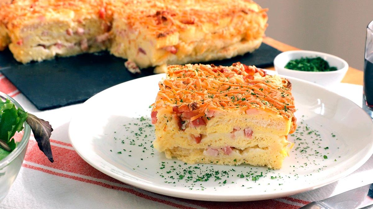 Recetas fáciles con pan de molde  pastel de bacon y queso con pan de molde