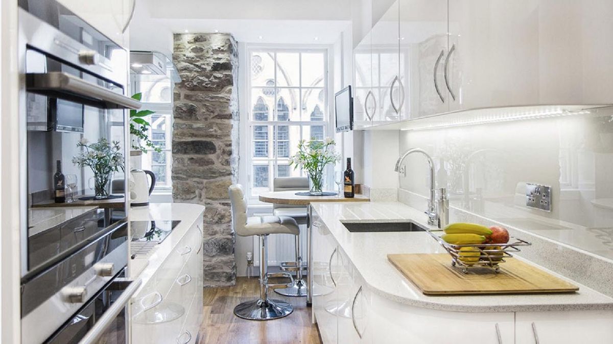 Cocinas pequeñas y alargadas 1