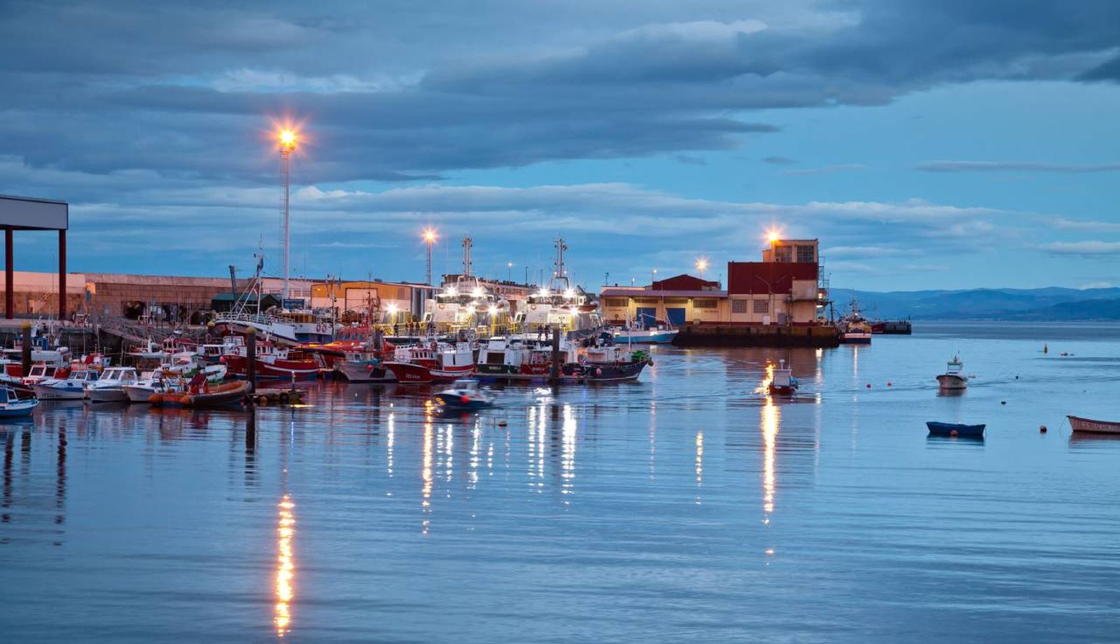 Puerto pesquero de Burela en Lugo (Galicia) / Turismo Burela