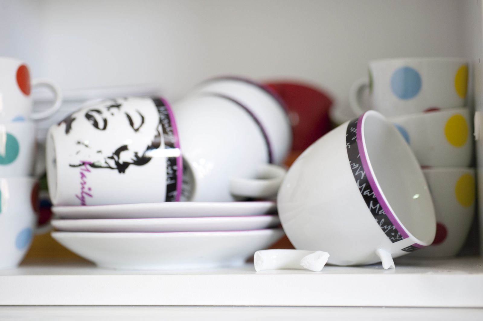 Brico 0653 2 Colocar cuelga tazas xl